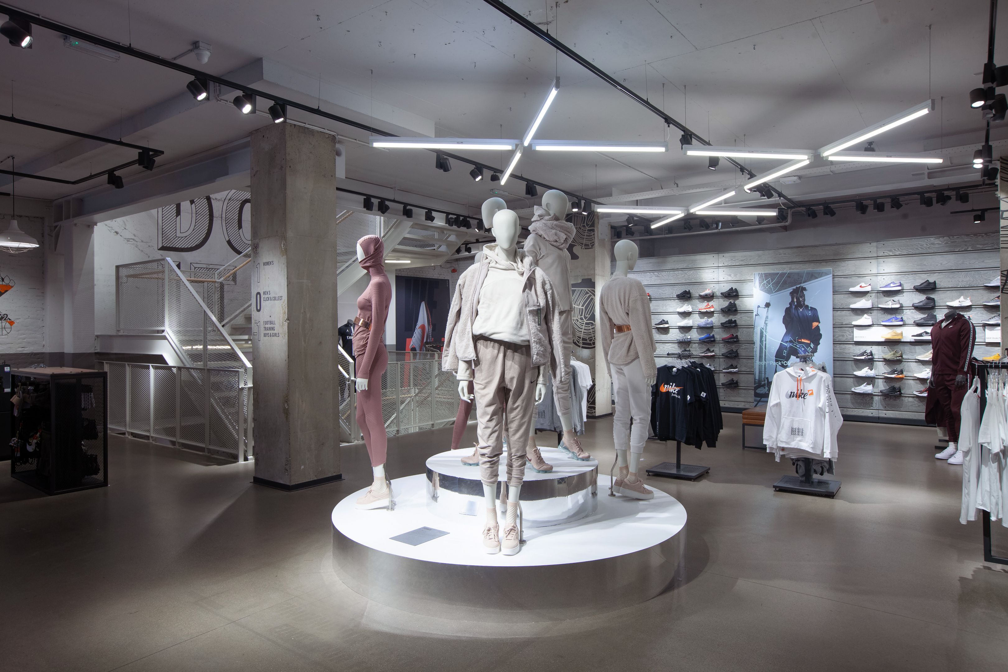 Nike DTC Amsterdam Sage  Confetti Reclame